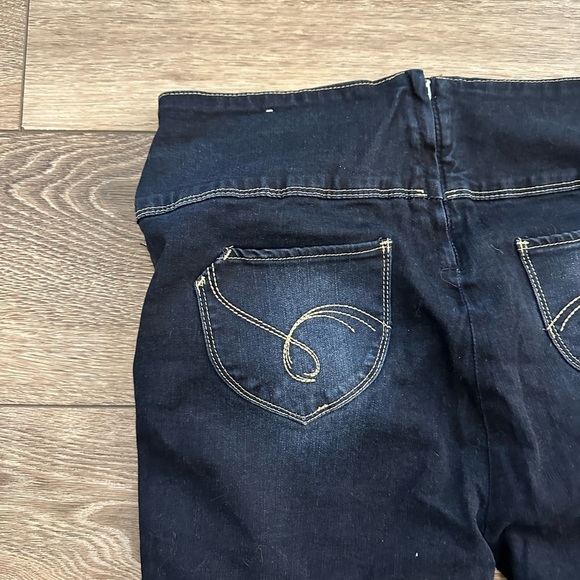 YMI wanna better  shape dark wash jeans EUC SZ 13 back zip skinny high waist - Picture 5 of 7